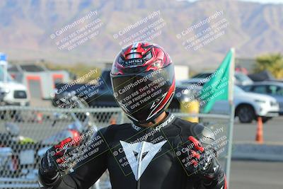 media/Mar-20-2023-Moto Forza (Mon) [[d0bbc59e78]]/Around the Pits/